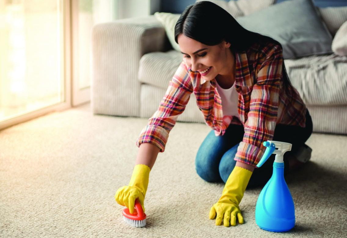 Чем можно почистить ковер — Эффективные средства в домашних условиях
