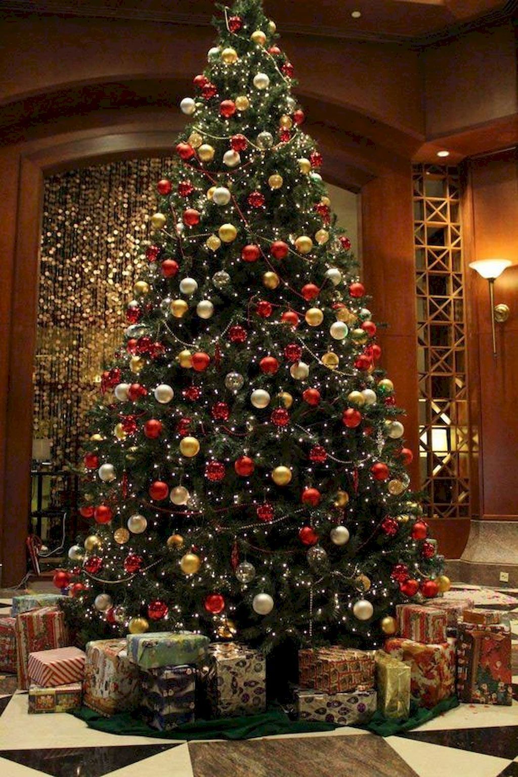 Как красиво украсить елку на Новый год: идеи и правила украшения елочки дома