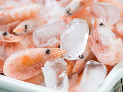 Как варить креветки замороженные неочищенные правильно и быстро — Лучшие рецепты